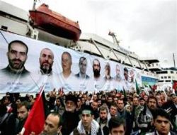 Şehitlere rahmet, saldırganlara lanet..
