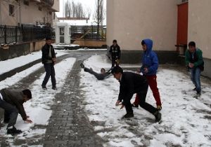 ‘Gün, onların günüydü'