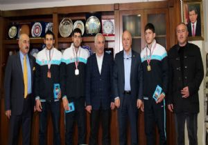 Güreş'te Büyükşehir damgası