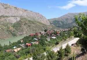 Doğu kışın başka, yazın bir başka güzel