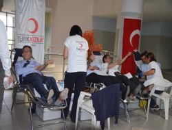 Hukukçular kan bağışında yarıştı