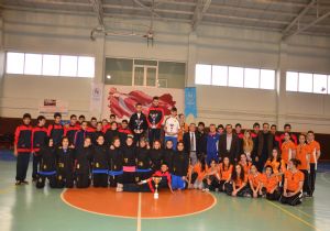 Hentbol'da Spor Lisesi farkı