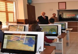 Doğanay Hoca'dan örnek bağış