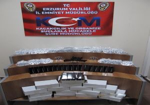 Hurma yüklü tırdan sustalı bıçaklar çıktı