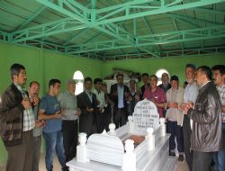 Aşık ihsani dualarla anıldı