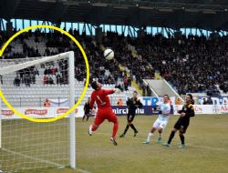 Haydi Dadaşlar Tribüne