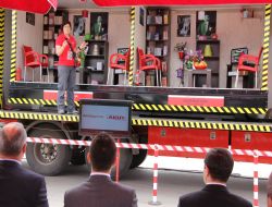 ‘Hayata Devam Türkiye Tır'ı Erzurum'da