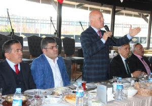 Hizmet İş'ten taşeron işçi istişaresi