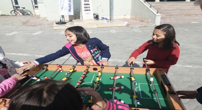 İlçelerde ‘Mobil Gençlik Merkezim Erzurum' projesi