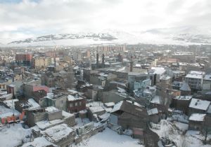 Kar'da Konaklı ile Palandöken rekabeti