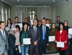 Kadına şiddet telin edildi