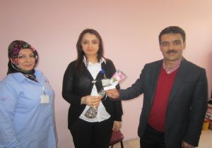 Kadınlar Gününe güllü kutlama
