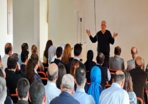 KHB'de iletişim semineri