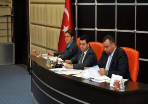 Kepez'de Nene Hatun'a vefa
