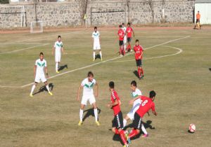 Karsspor 4 hafta sonra kazandı
