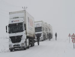Ulaşım da dondu…