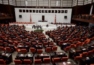 Davutoğlu: '‘Mazlumlarla hareket edeceğiz''