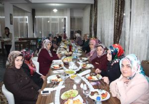 Kur'an Kursu'nda Öğretmenler Günü etkinliği