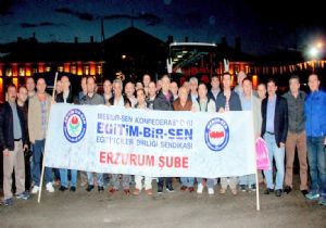 Memur Sen'den örnek kutlama
