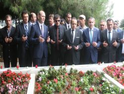 ‘Menderes asla unutulmayacak'