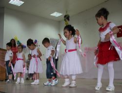 Minik öğrencilerden büyük gösteri