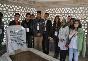 Erzurumlu Emrah'a vefa