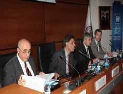Najam eşitliği anlattı