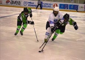 Narmanspor hokey takımı engel tanımıyor