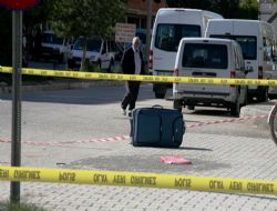 Unutulan valiz polisi alarma geçirdi