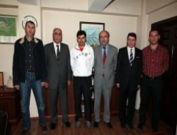 Oglago'ya, TMOK ödülü