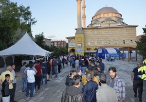 Palandöken sofralarında dadaşlar iftar edecek