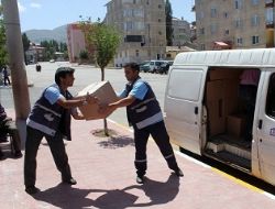 Teşhir yok, yardım var