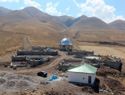 Pir Ali Baba Türbesi'nin yapımı devam ediyor