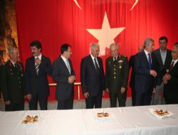 Orgeneral Turmuş'tan bayram vedası
