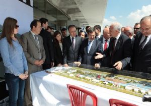 Koçak ATAÜNİ'yi tanıttı