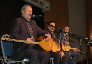 Reyhani eserleriyle anıldı