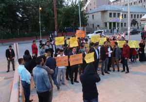 Sisi'ye dadaş tepkisi