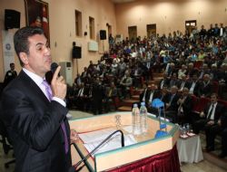 Sarıgül'den siyaset dersi