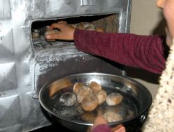 Doğu'nun Kış Lezzeti: Sobada Patates 