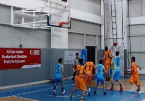 Sabancı Ortaokulu'ndan basketbol başarısı