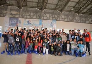 Aşkaleli 200 öğrenci buz sporları ile tanıştı