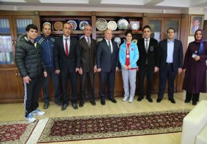Sekmen başarıyı ödüllendirdi