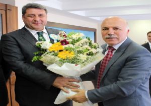 Sekmen'den Vakıf kurma çağrısı
