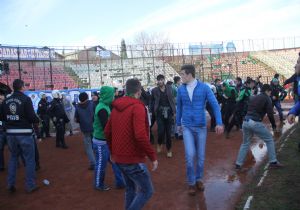 Sakaryaspor taraftarından çirkin eylem