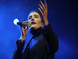 Sıla ve Model Gurubu hayranlarıyla buluştu