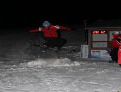 Palandöken'de snowboard gösterisi