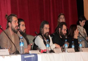 ATAÜNİ'de Diriliş Ertuğrul söyleşisi