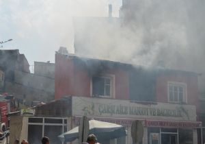 Tebrizkapı'da yangın