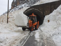 Tunceli yolu ulaşıma açıldı