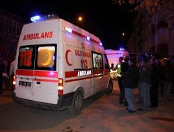 Evine giderken tinerci saldırısına uğradı